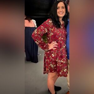 Burgundy flowered dress size medium